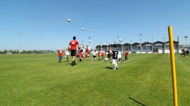 Fußball-Jugendtraining: Der Weg vom ersten Tritt gegen den Ball zum Fußballprofi