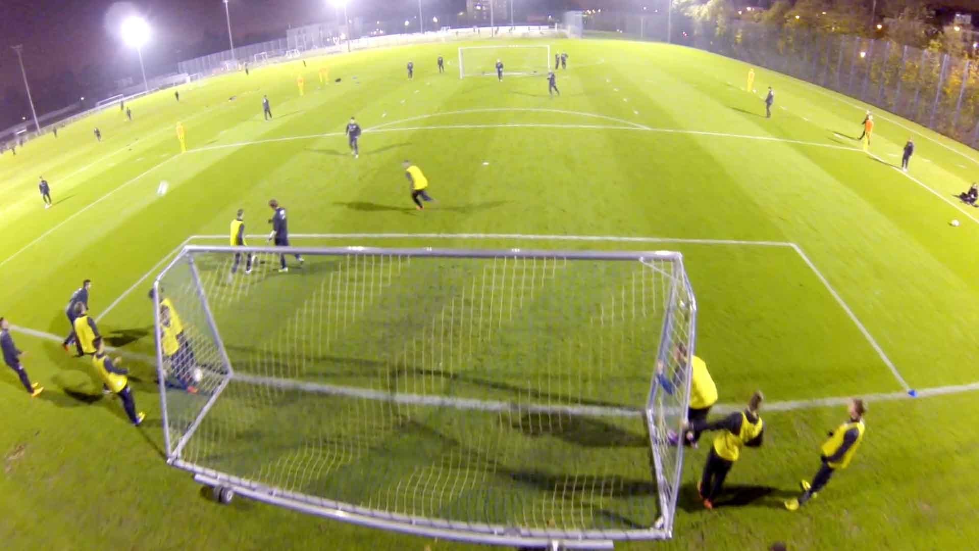 Fußballübungen_der_Profis_von_morgen_U16-U19-15_U16_Umschaltspiel_II