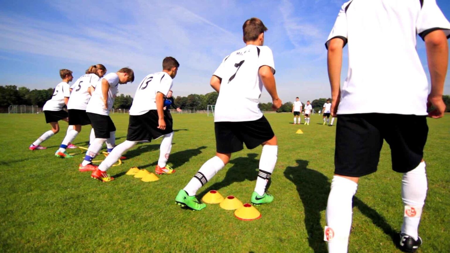Rockible Beweglichkeitsleiter 5m – 10 Sprossen Für Fußball, Fitness & Koordination