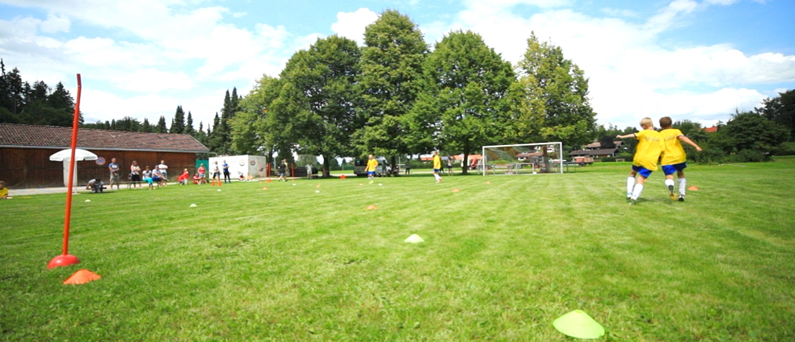 Fußballübung zur Zweikampfführung / D-Jugend