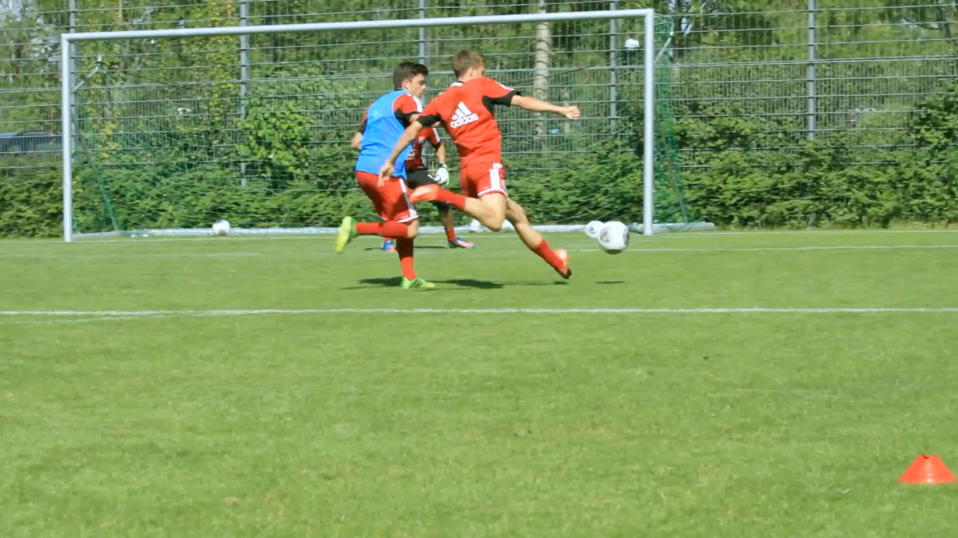 4 vs 4 mit Manndeckung 4 vs 4 mit Manndeckung